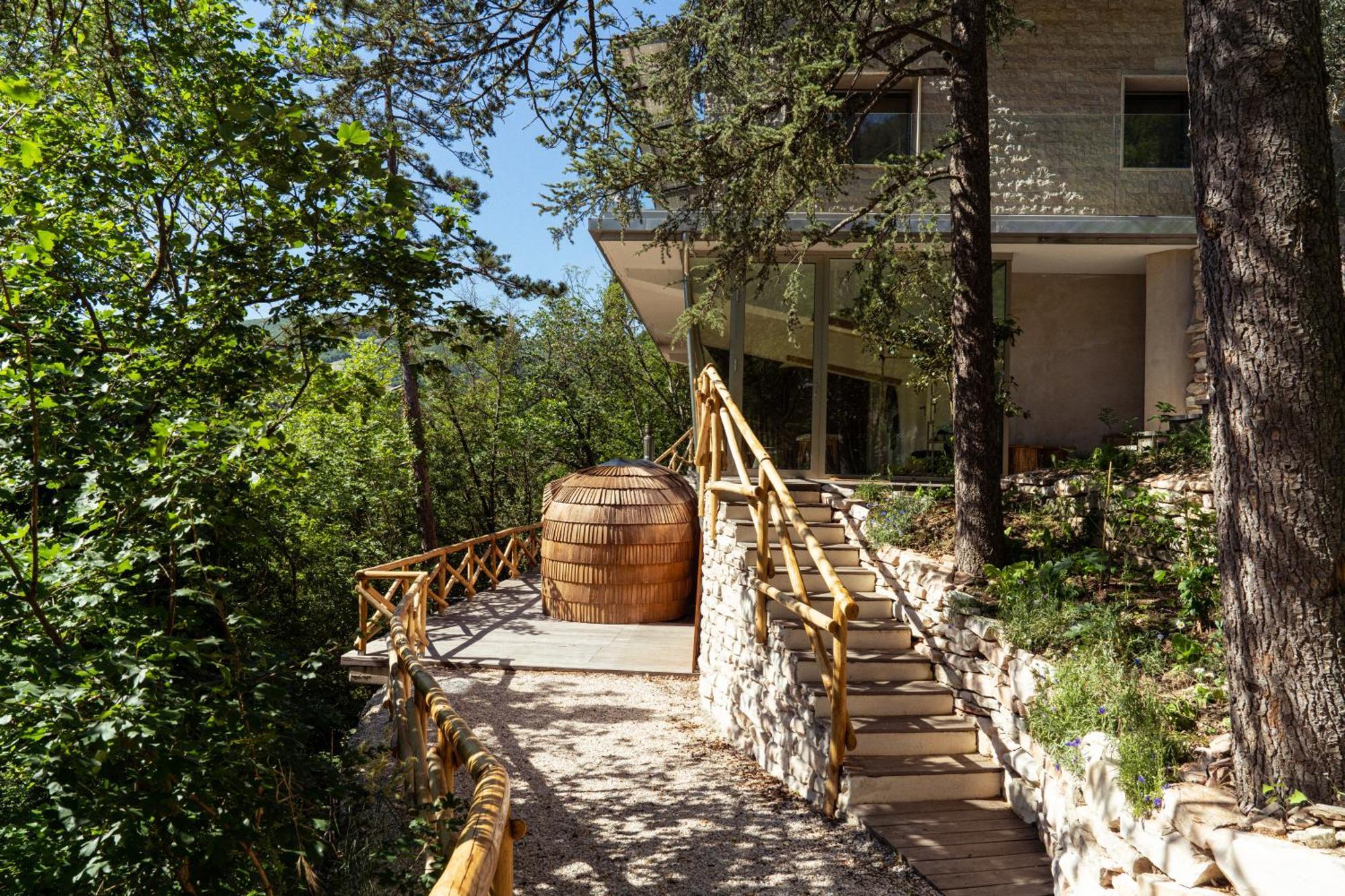 La Forestale Luxury Ecolodge Piano Terra- Appt Acqualagna Exterior foto