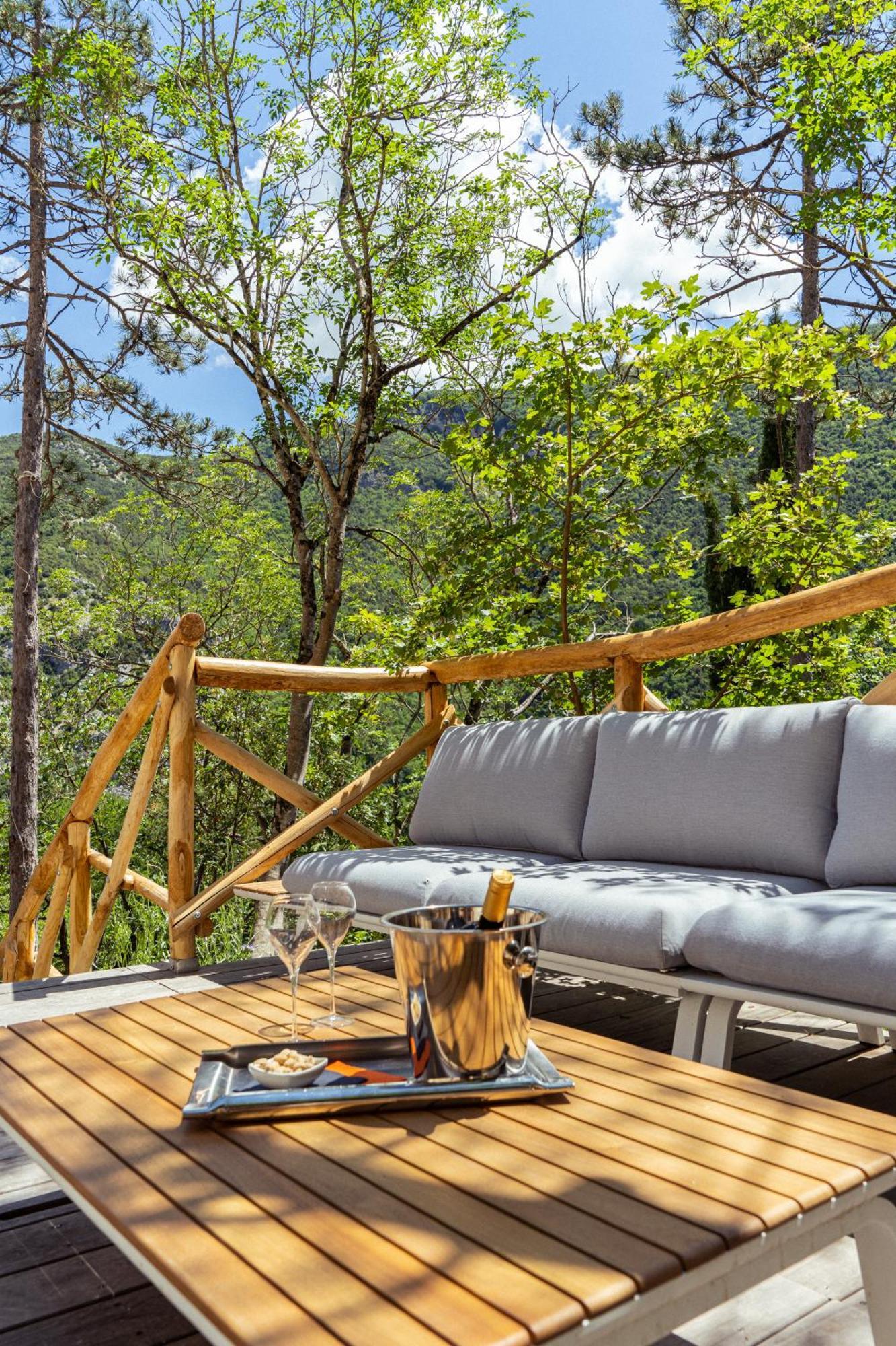 La Forestale Luxury Ecolodge Piano Terra- Appt Acqualagna Exterior foto