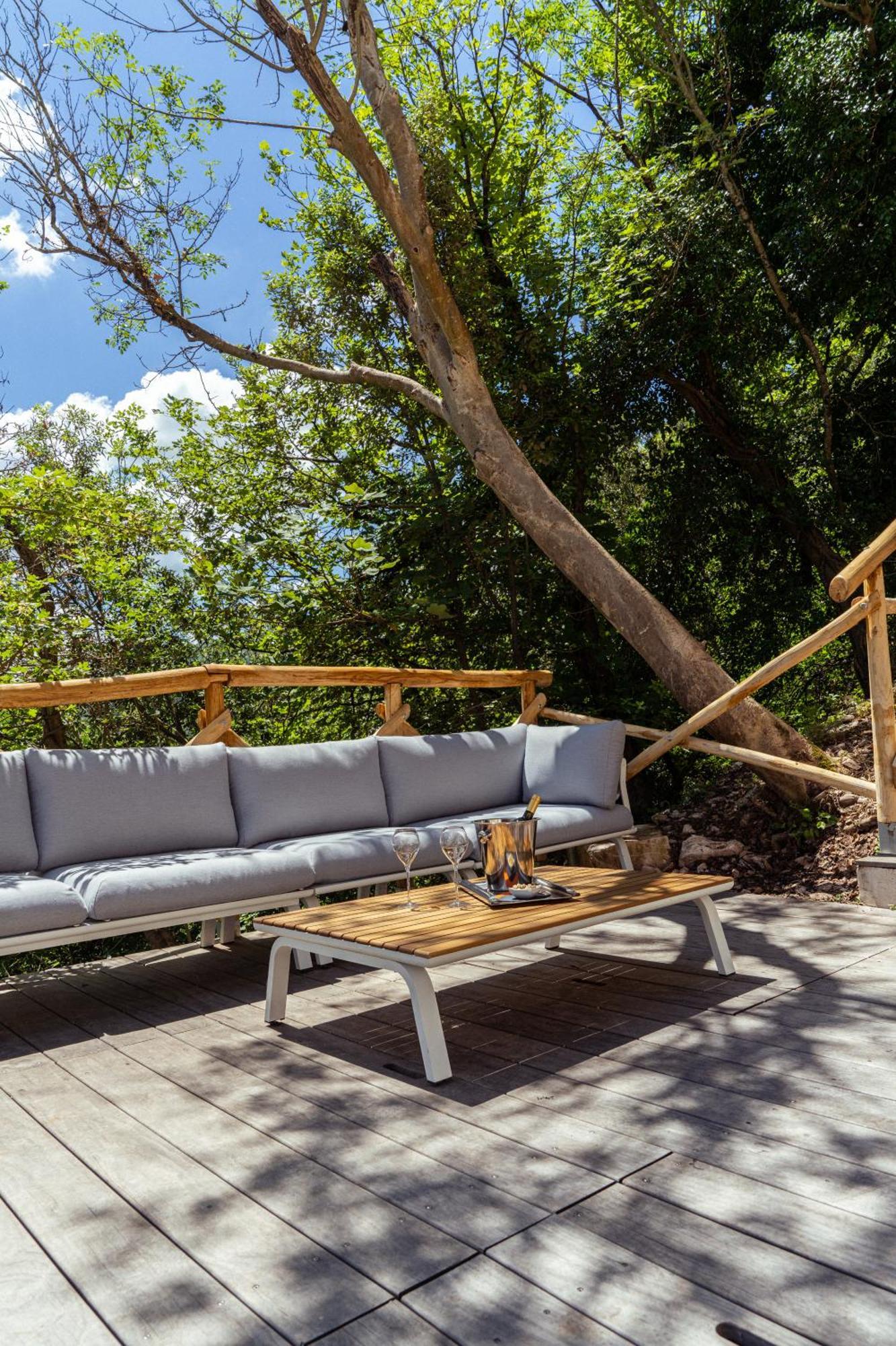 La Forestale Luxury Ecolodge Piano Terra- Appt Acqualagna Exterior foto